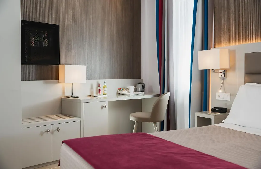 Hotel Titano-1