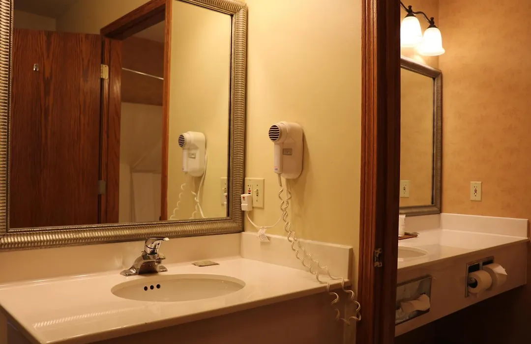 Country Inn & Suites By Radisson, Lincoln North Hotel And Conference Center, Ne-1