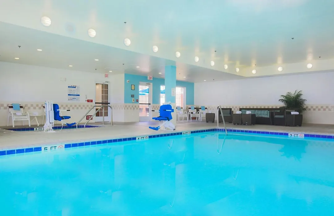 Courtyard By Marriott Salinas Monterey-1