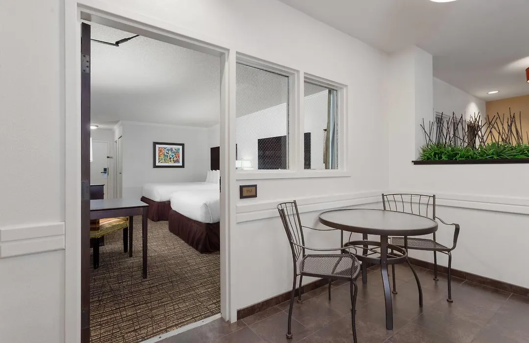 Wyndham Minneapolis South Burnsville-1