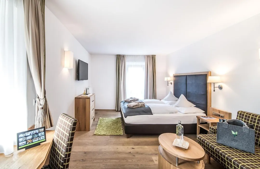 Sporthotel Zoll-1