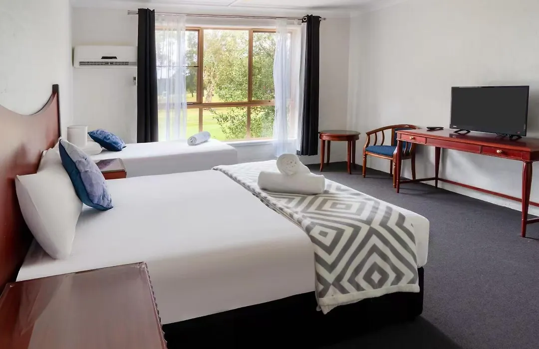 Golf Place Inn Wollongong-1