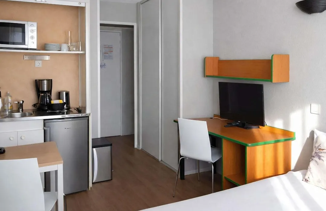 Aparthotel Adagio Access Paris Maisons-Alfort-1