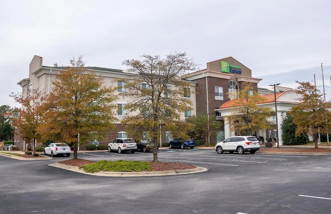 Holiday Inn Express Pembroke By Ihg-1