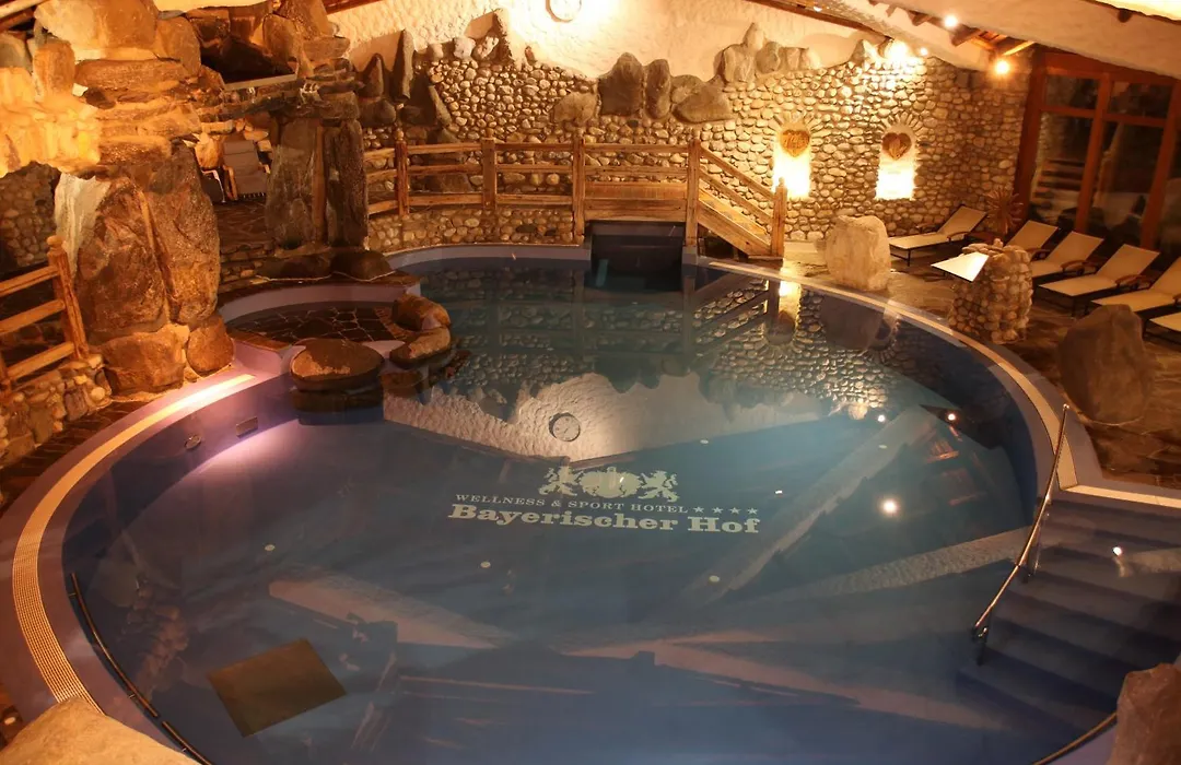 Wellness Hotel Bayerischer Hof-1