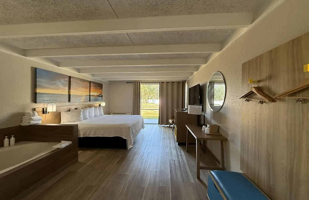 Days Inn By Wyndham Ocala North-1