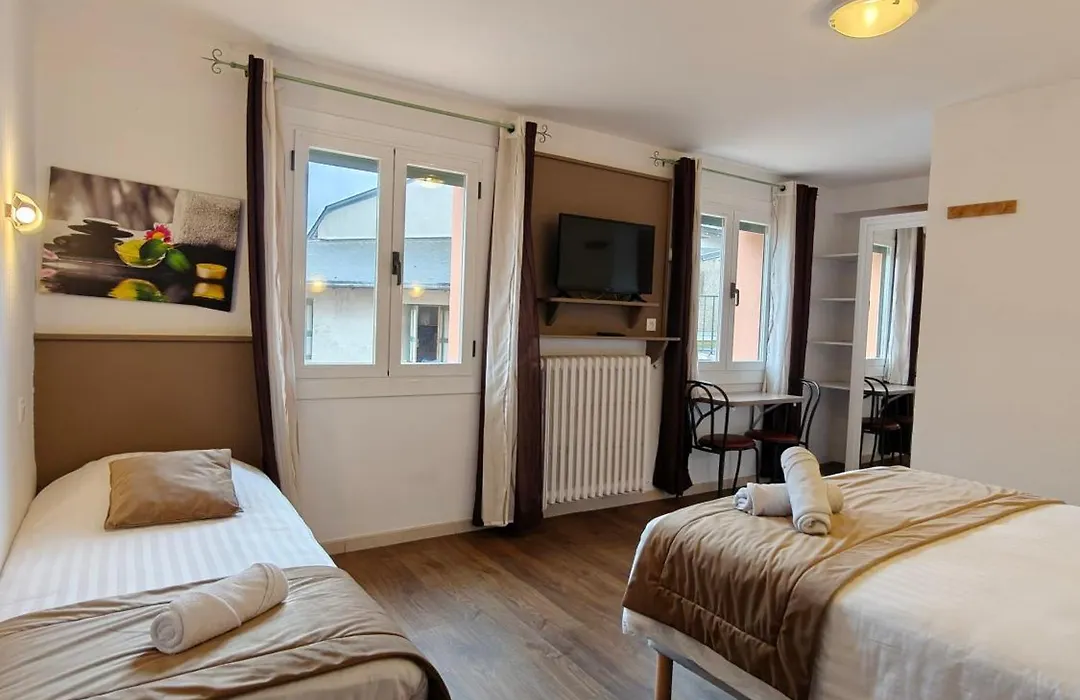 Le Catalan - Hôtel et appartements-1