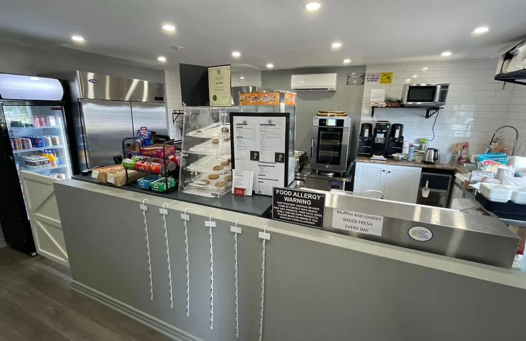 Haileybury Beach Motel-1