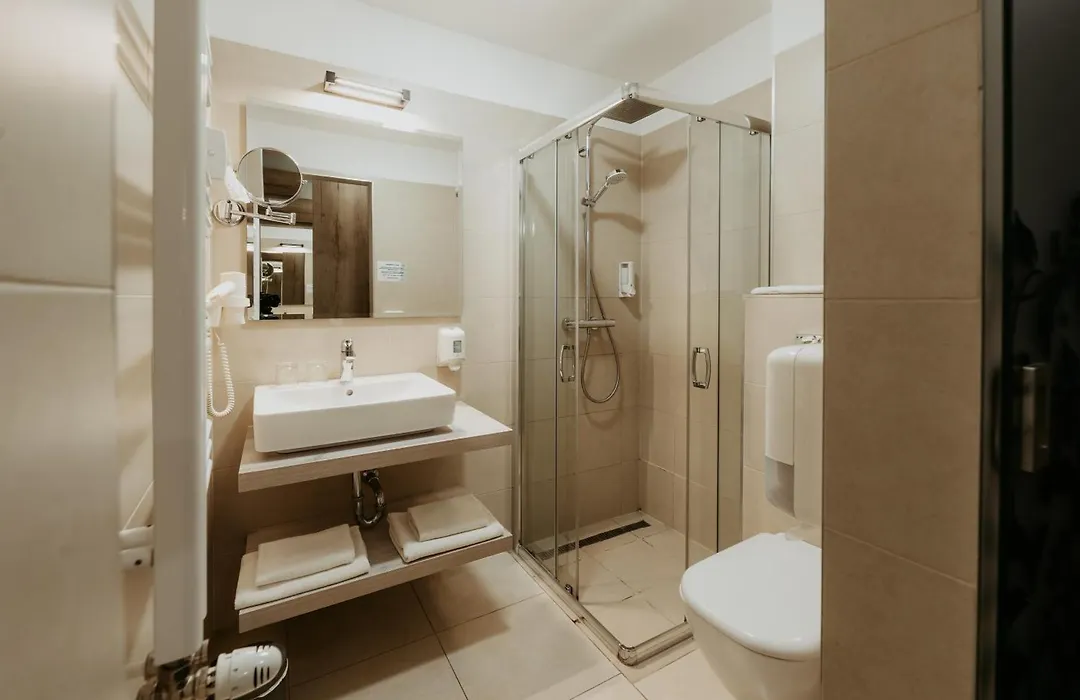 Duna Wellness Hotel-1
