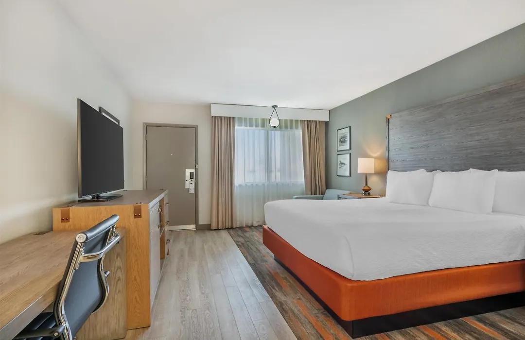 Best Western Plus King'S Inn And Suites-1
