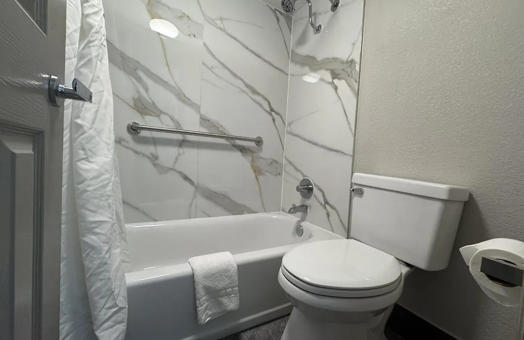 Red Roof Inn Arlington - Entertainment District-1