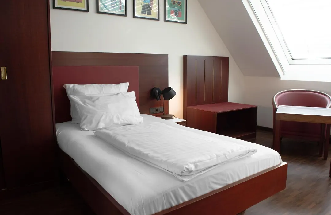 Garner Hotel Frankfurt - Palmengarten By Ihg-1