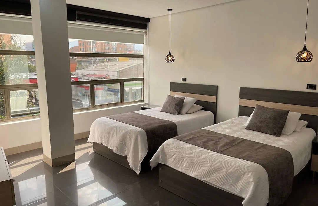 Hotel Merlott 70-1
