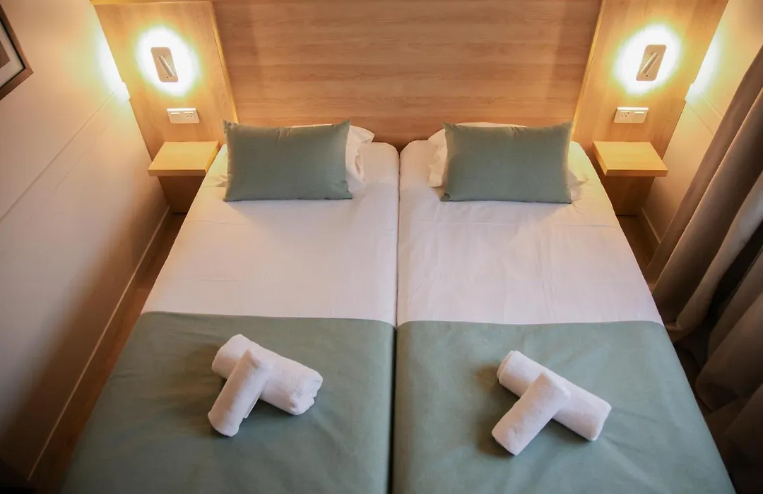 Le M Hotel & Spa Honfleur-1