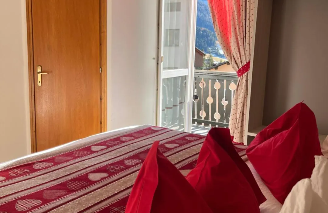 Hotel Garni Suisse-1
