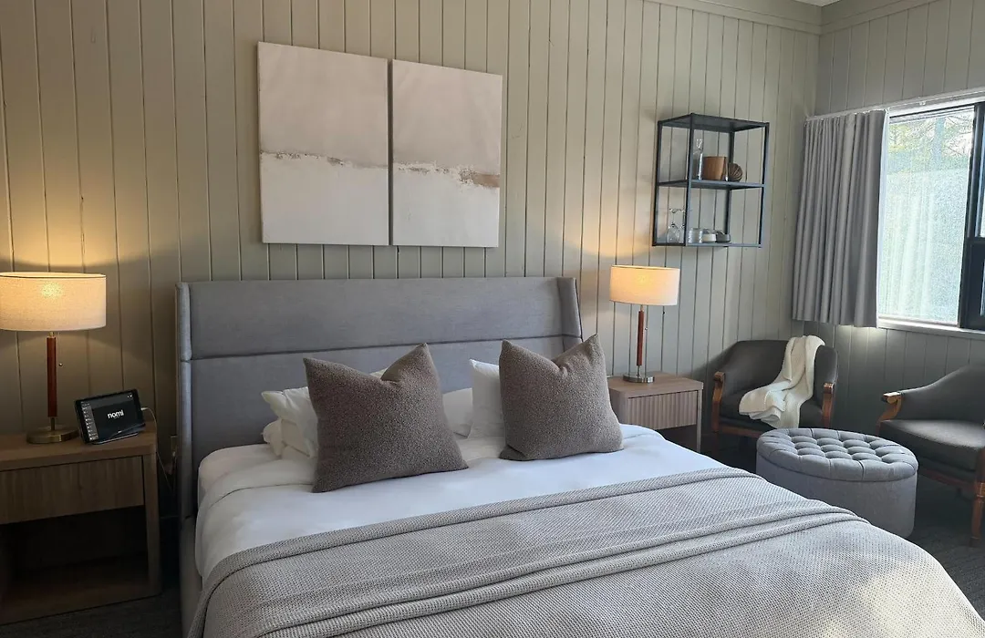 Nomi Resort-1