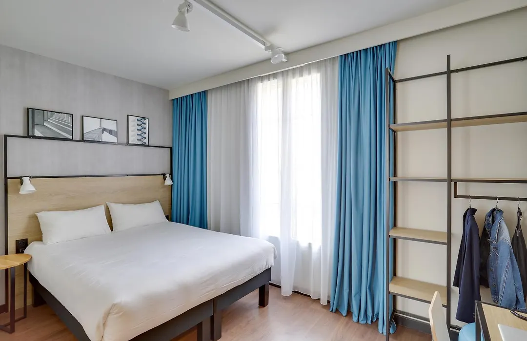 Ibis Levallois Perret-1