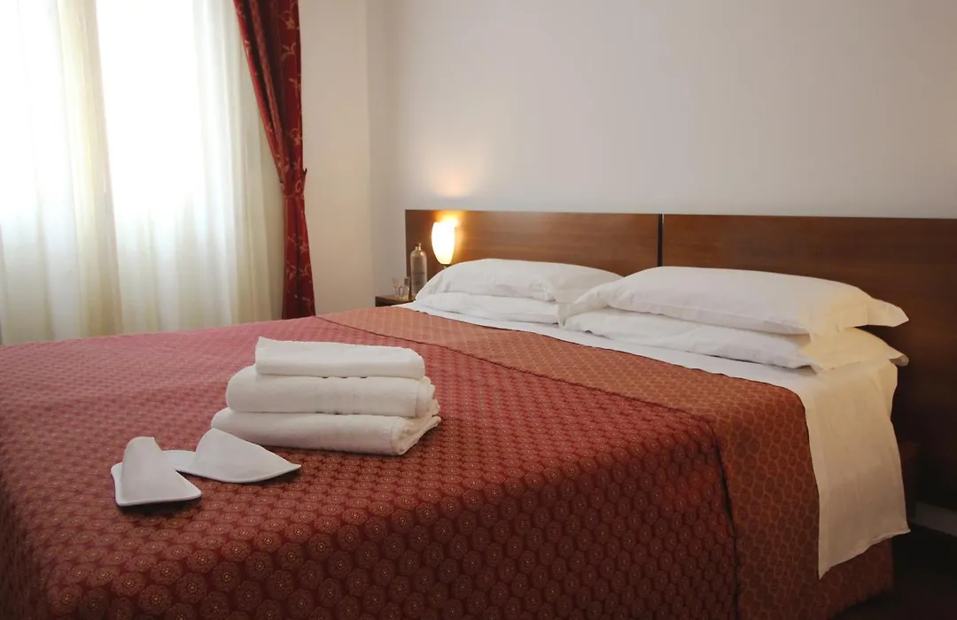Hotel Salieri-1