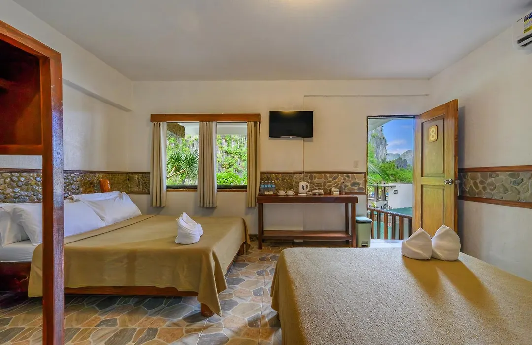 El Nido Viewdeck Cottages-1