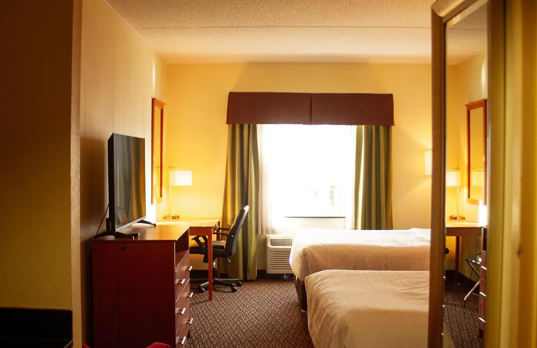 University Hotel & Suites Shippensburg, Trademark By Wyndham-1