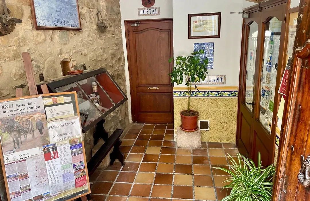 Hostal I Apartaments Populetus-1