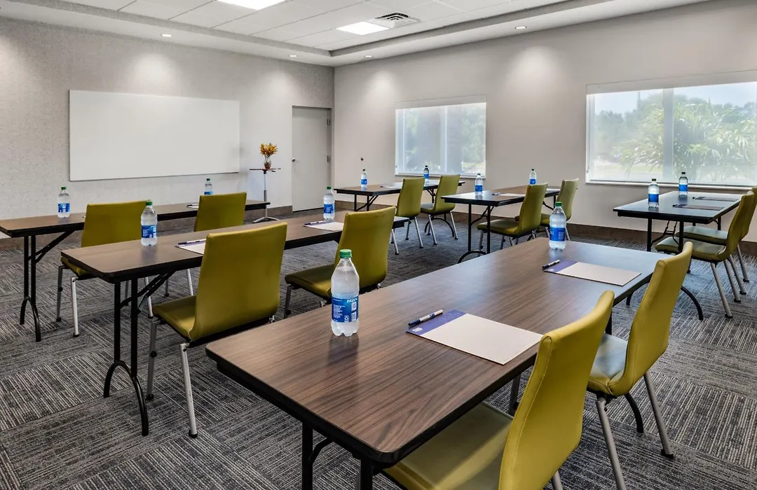 Holiday Inn Express & Suites - St. Petersburg - Madeira Beach By Ihg-1