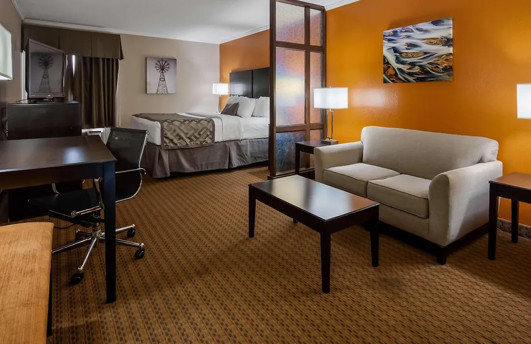 Baymont By Wyndham Lubbock-1