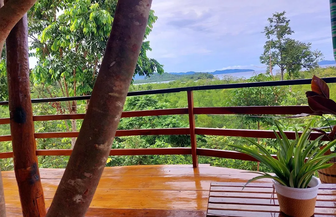 Jungle Bar Resto & Cottages-1