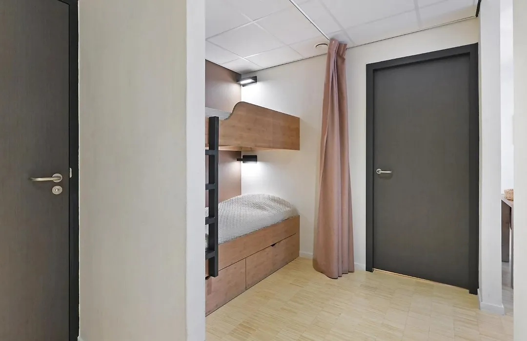 Dock Hotel Stellendam-1