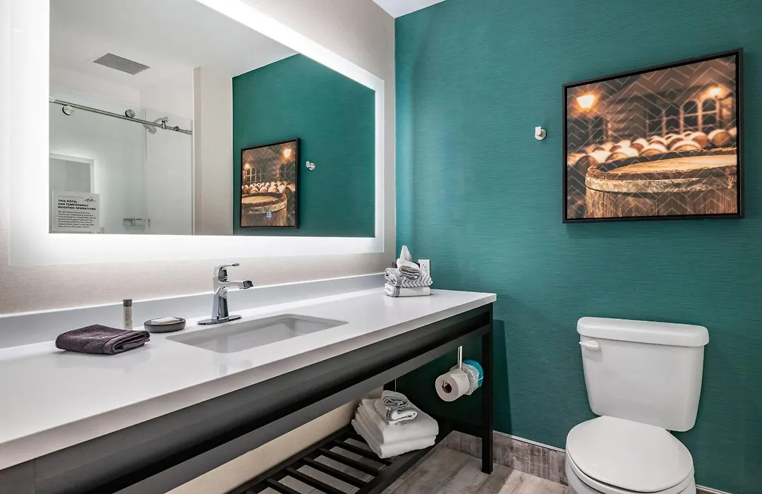 Cambria Hotel Louisville Downtown-Whiskey Row-1