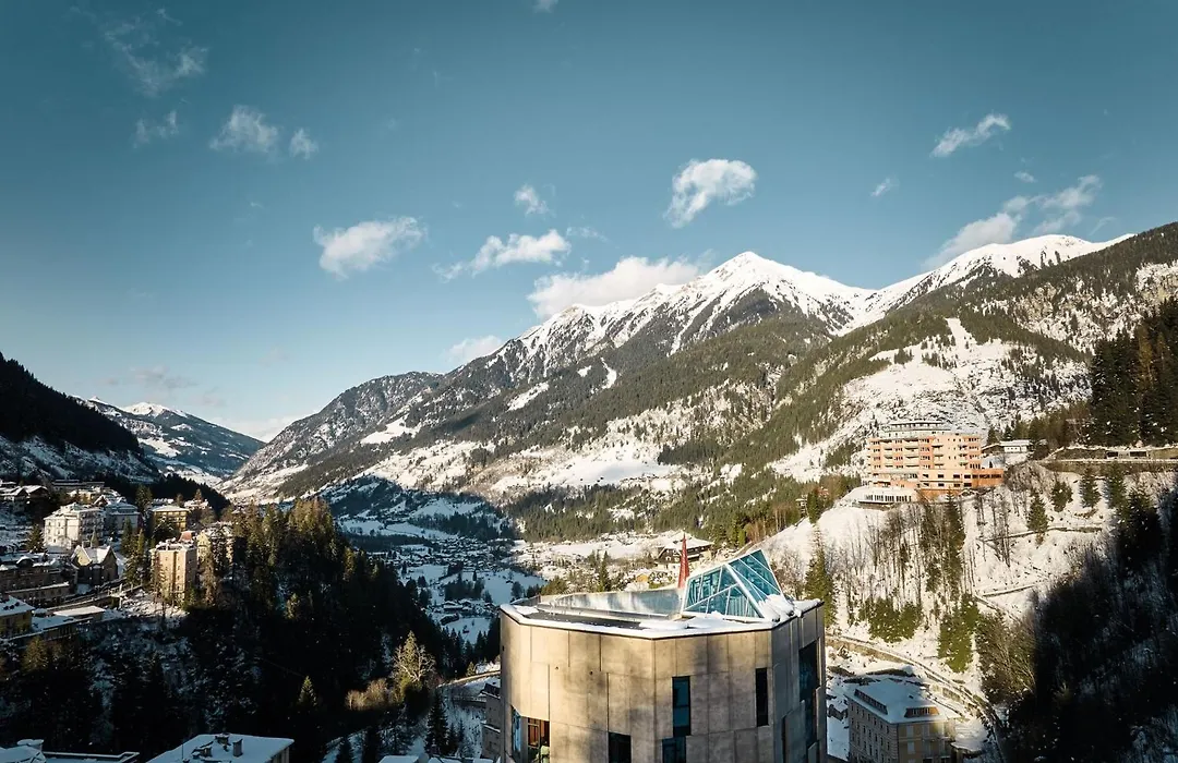 Urban Nature Bad Gastein - Badeschloss-1