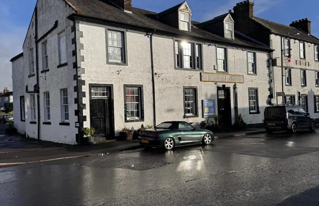 Ecclefechan Hotel-1