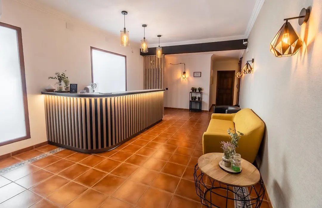 Hostal El Bomba-1