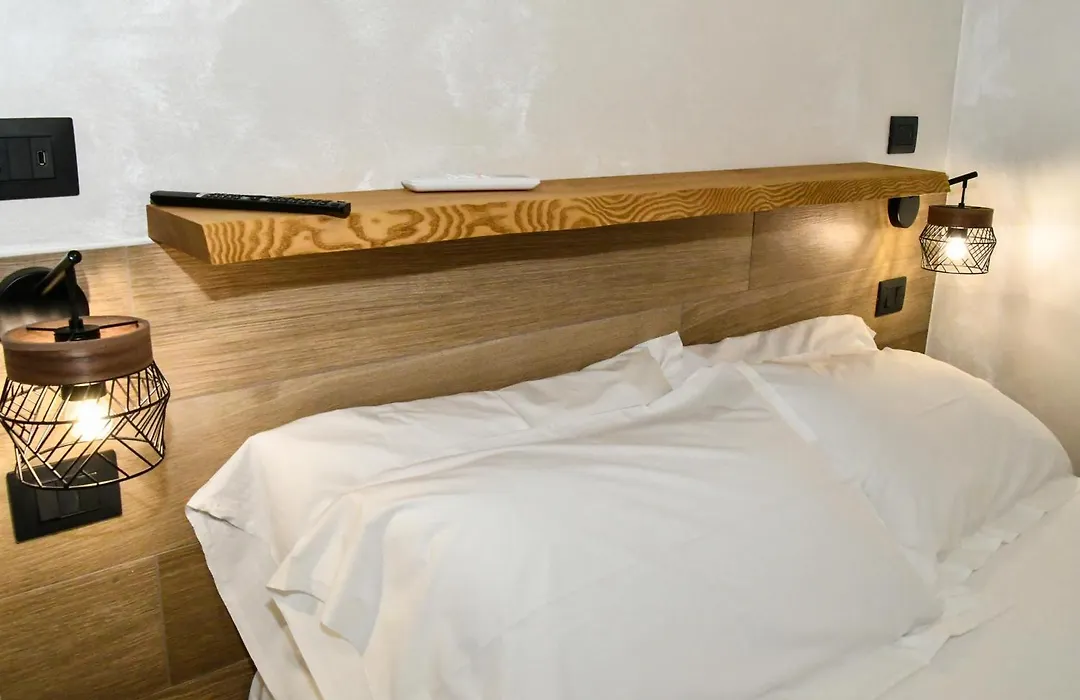 Hasu Rental Rooms-1