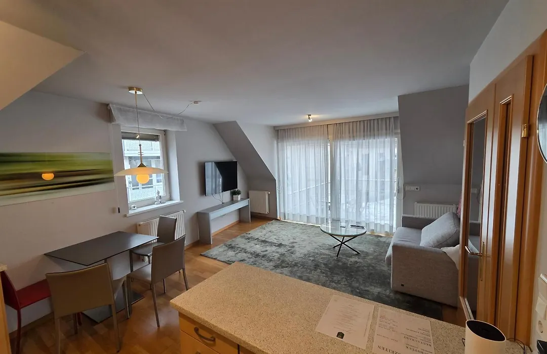 Hotel Der Greif-1
