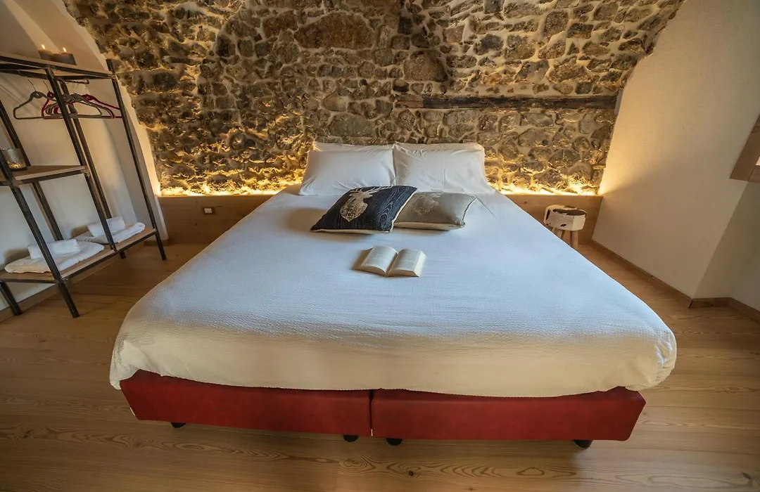 Bazzario B&B-1