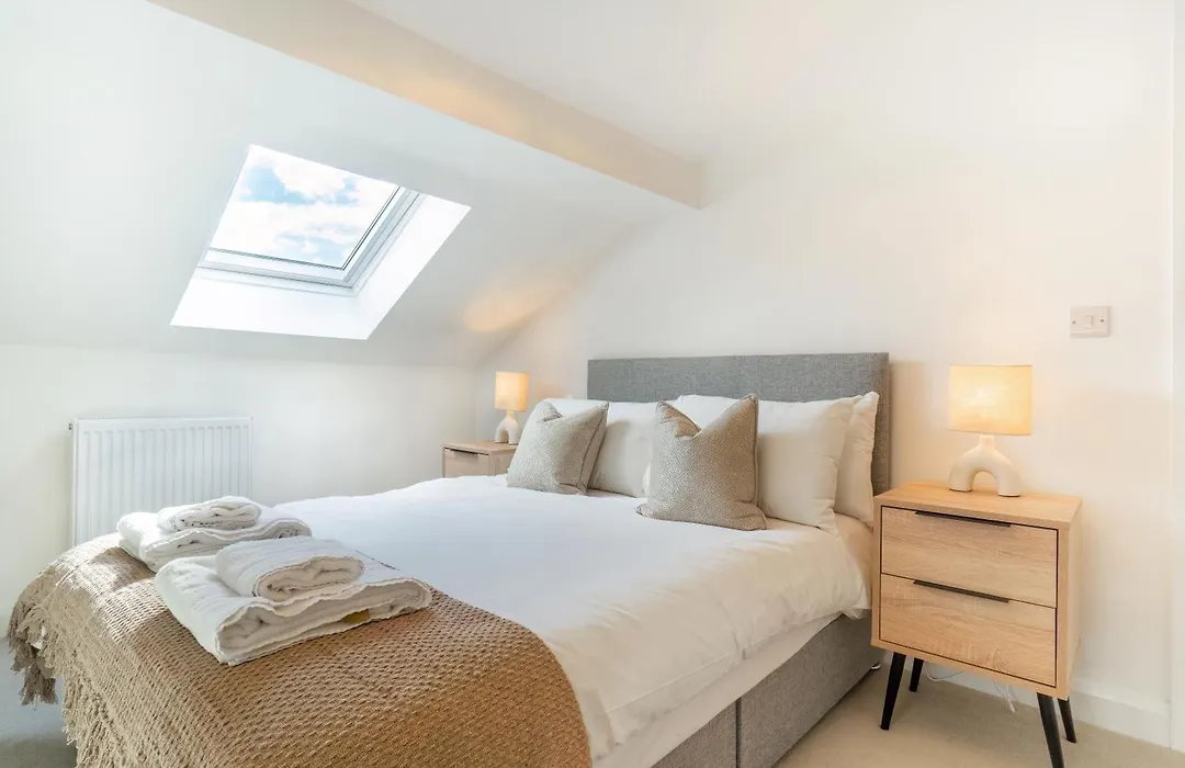 Lonsdale House Boutique Apartments-1