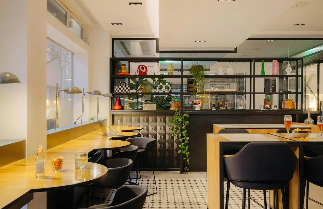 Leonardo Hotel Rotterdam Savoy-1