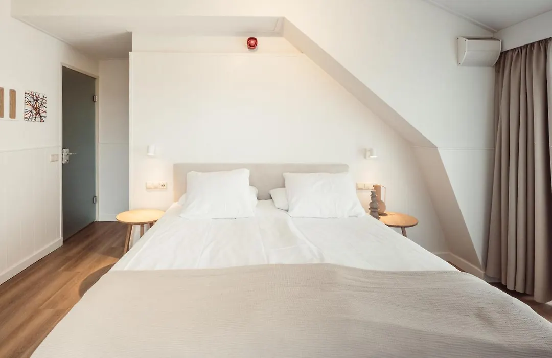 Strandhotel Domburg - Next Door-1