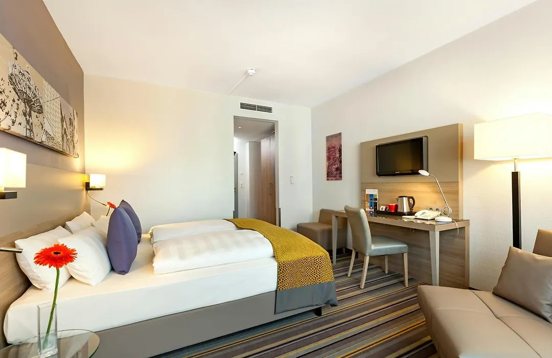 Leonardo Hotel Munich City North-1