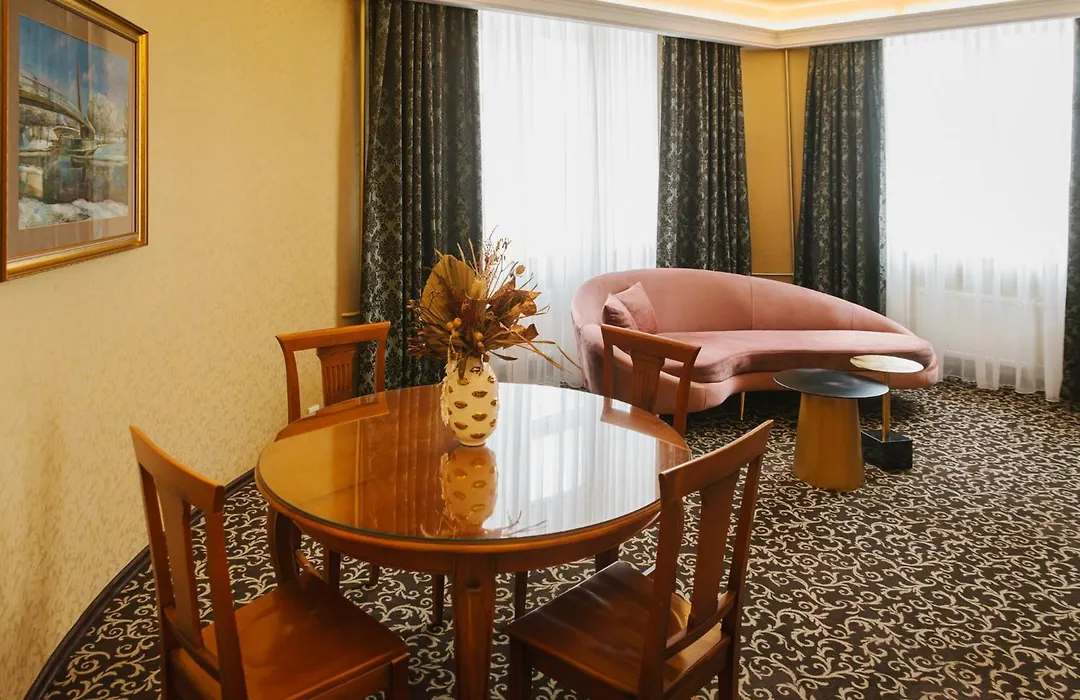Hotel Jelgava-1