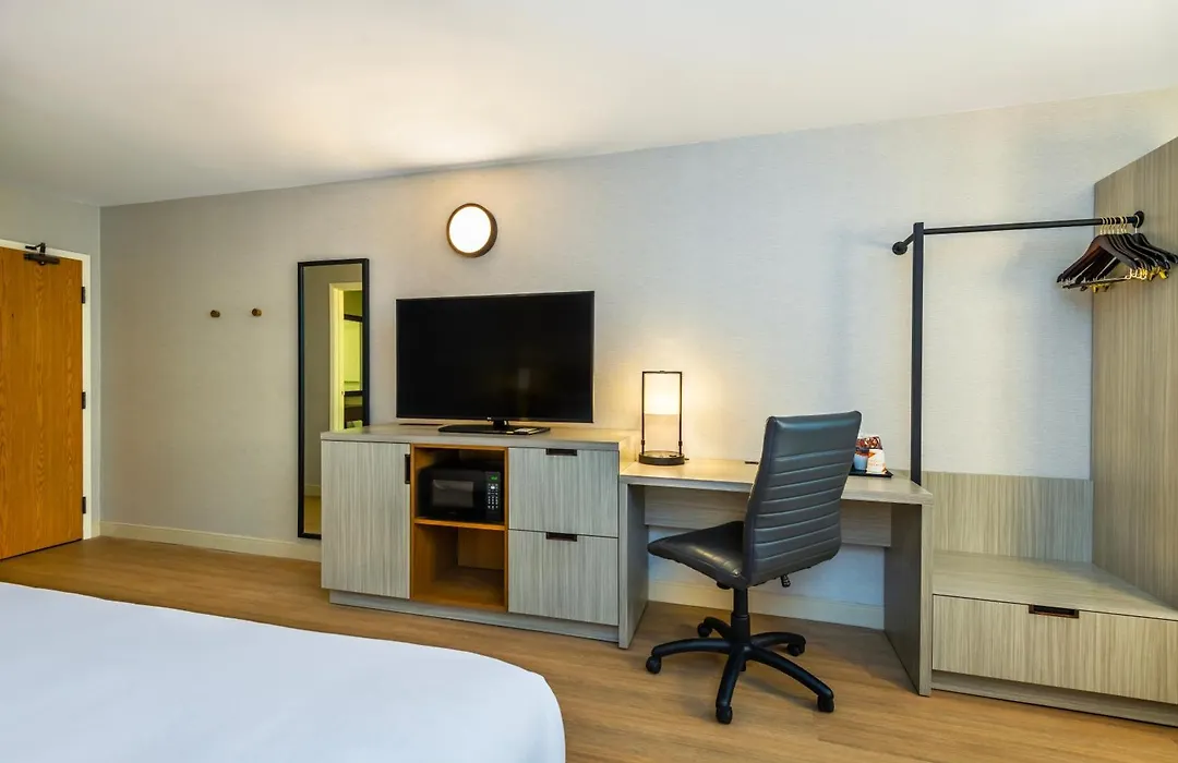 Comfort Inn Montreal - Laval - Highway 15-1