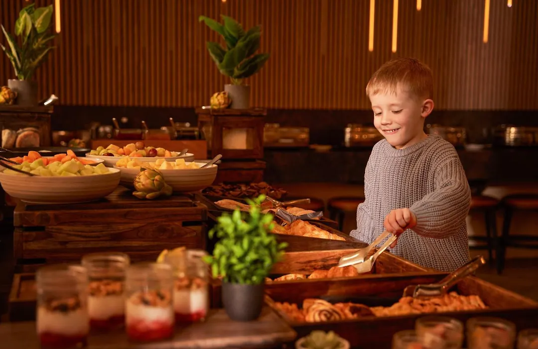 Hilton Whistler Resort&Spa-1