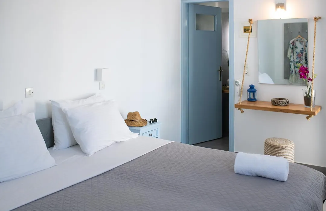 Blu Rooms Santorini-1