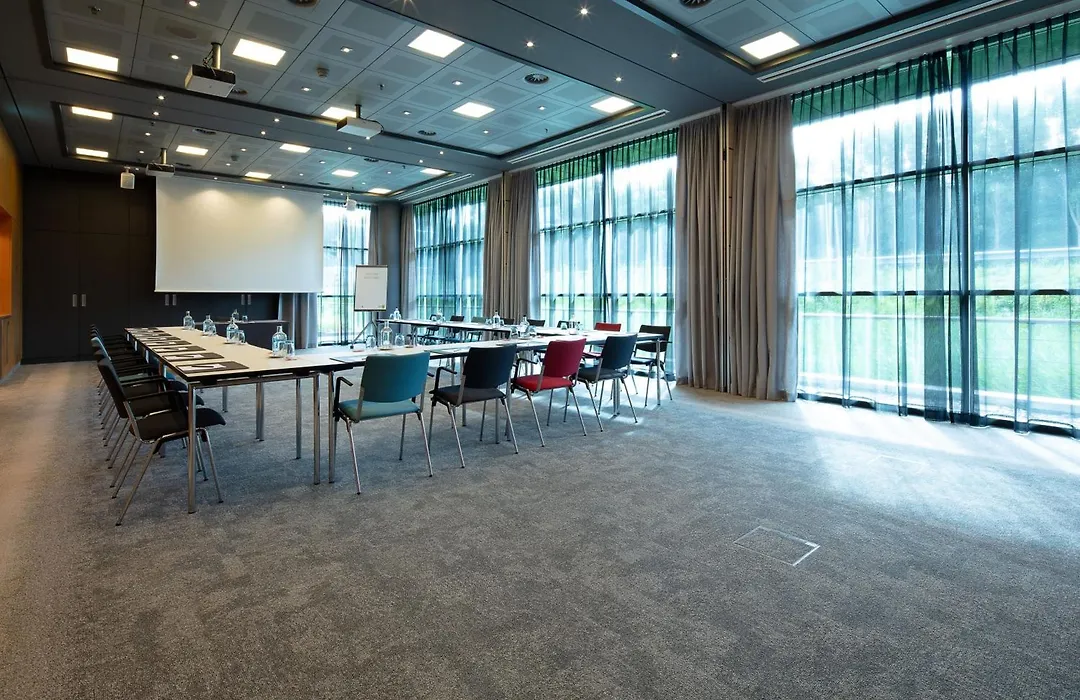 Steigenberger Airport Hotel Amsterdam-1