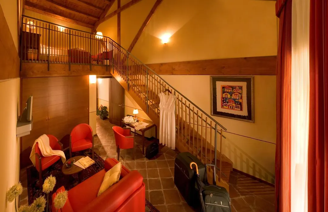 Albergo Dell'Agenzia-1