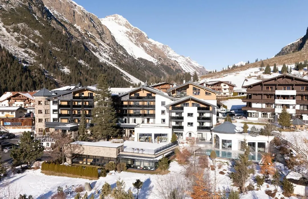 Verwoehnhotel Wildspitze-1