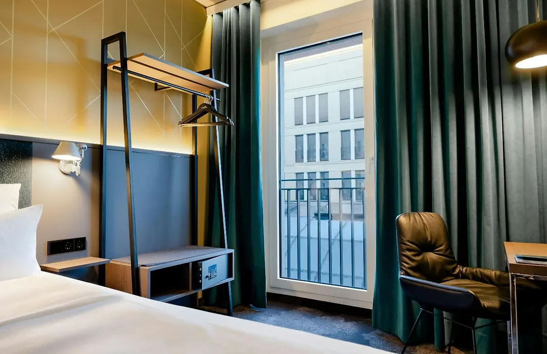 Motel One Berlin-Potsdamer Platz-1