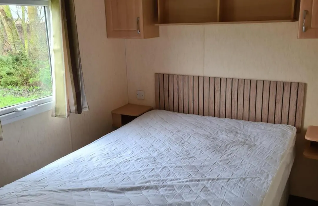 Fenlake Holiday Accommodation-1