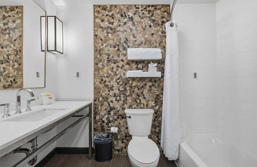 Kozy Hotel Houston North-1